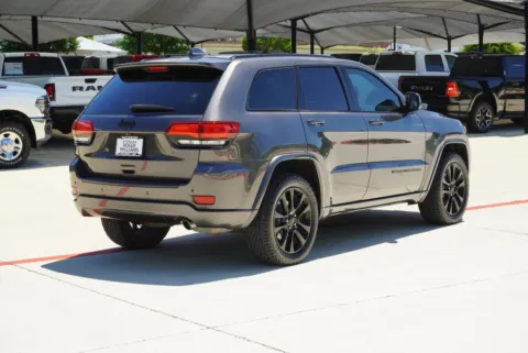More photos of 2018 Jeep Grand Cherokee Altitude at Roger Williams Chrysler Dodge Jeep Ram, TX