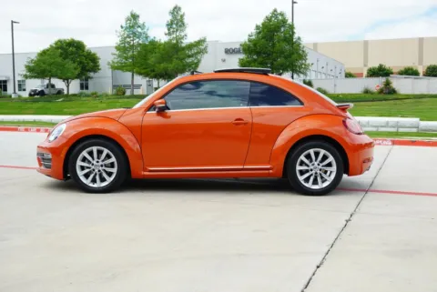 Photos of 2019 Volkswagen Beetle SE for sale in Weatherford, TX at Roger Williams Chrysler Dodge Jeep Ram
