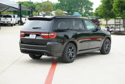 More photos of 2026 Dodge Durango GT HEMI V8 at Roger Williams Chrysler Dodge Jeep Ram, TX