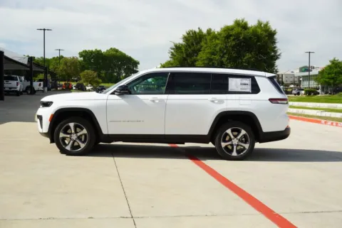 Photos of 2026 Jeep Grand Cherokee L Limited for sale in Weatherford, TX at Roger Williams Chrysler Dodge Jeep Ram