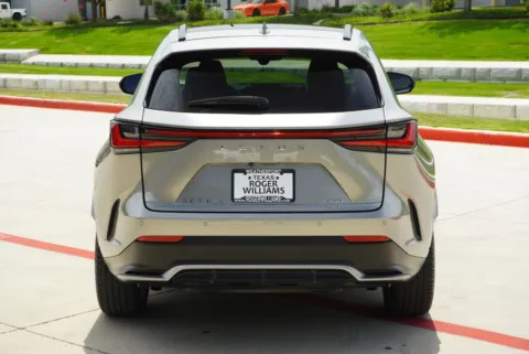 More photos of 2024 Lexus NX 350 F SPORT Handling at Roger Williams Chrysler Dodge Jeep Ram, TX