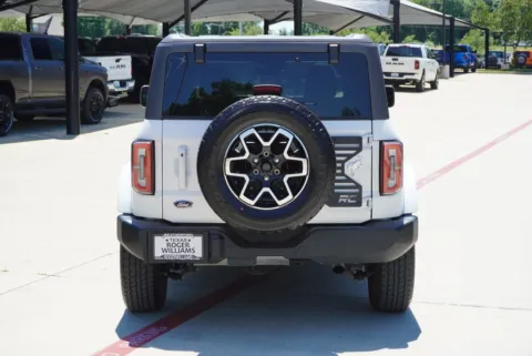 More photos of 2024 Ford Bronco Outer Banks at Roger Williams Chrysler Dodge Jeep Ram, TX