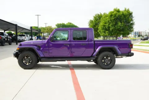 Photos of 2026 Jeep Gladiator Texas Trail for sale in Weatherford, TX at Roger Williams Chrysler Dodge Jeep Ram