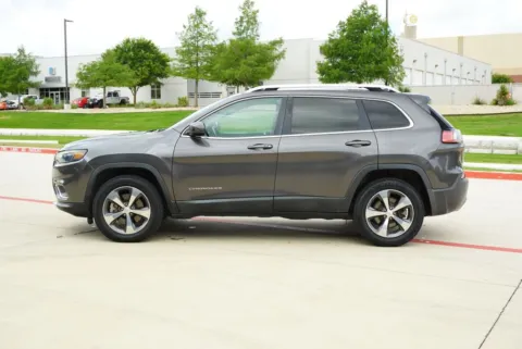 Photos of 2020 Jeep Cherokee Limited for sale in Weatherford, TX at Roger Williams Chrysler Dodge Jeep Ram