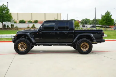 Photos of 2020 Jeep Gladiator Rubicon for sale in Weatherford, TX at Roger Williams Chrysler Dodge Jeep Ram