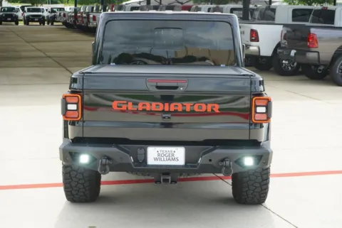 More photos of 2021 Jeep Gladiator Rubicon at Roger Williams Chrysler Dodge Jeep Ram, TX