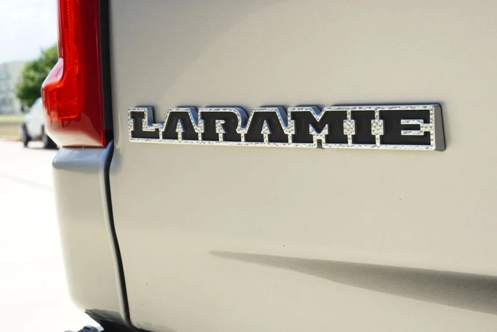 2025 RAM Ram 1500 Pickup Laramie - Photo 10