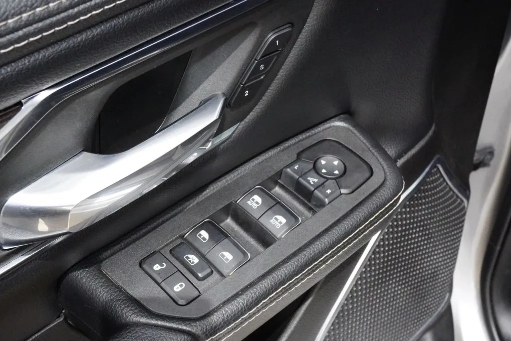 2025 RAM Ram 1500 Pickup Laramie - Photo 26