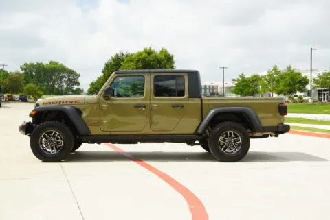 Photos of 2025 Jeep Gladiator Mojave for sale in Weatherford, TX at Roger Williams Chrysler Dodge Jeep Ram