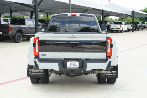 More photos of 2026 Ford Super Duty F-450 DRW Platinum at Roger Williams Chrysler Dodge Jeep Ram, TX