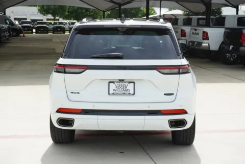 More photos of 2025 Jeep Grand Cherokee Summit Reserve at Roger Williams Chrysler Dodge Jeep Ram, TX