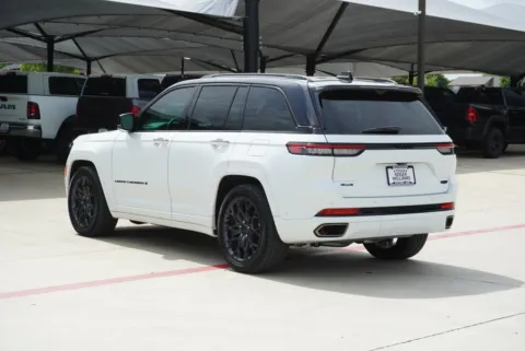 Another view of 2025 Jeep Grand Cherokee Summit Reserve for sale in Weatherford, TX at Roger Williams Chrysler Dodge Jeep Ram