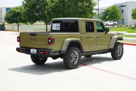 More photos of 2026 Jeep Gladiator Mojave X at Roger Williams Chrysler Dodge Jeep Ram, TX