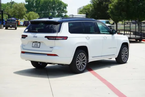 More photos of 2026 Jeep Grand Cherokee L Summit at Roger Williams Chrysler Dodge Jeep Ram, TX