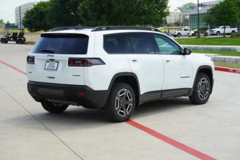 More photos of 2026 Jeep Cherokee Laredo at Roger Williams Chrysler Dodge Jeep Ram, TX