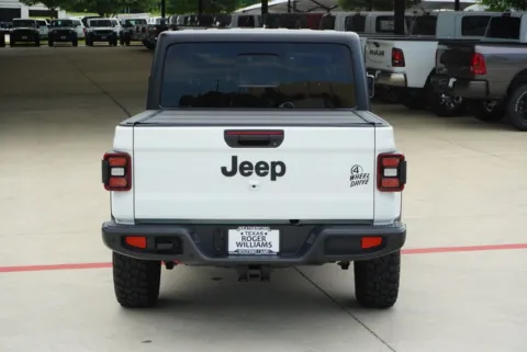 More photos of 2025 Jeep Gladiator Willys at Roger Williams Chrysler Dodge Jeep Ram, TX