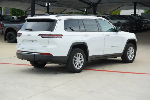 More photos of 2024 Jeep Grand Cherokee L Laredo at Roger Williams Chrysler Dodge Jeep Ram, TX
