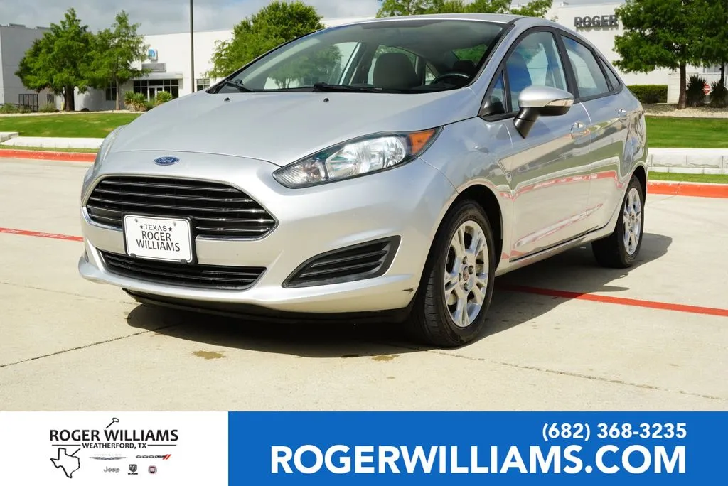Silver 2015 Ford Fiesta SE for sale in Weatherford, TX