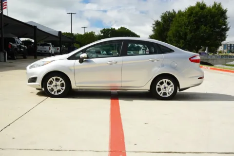 Photos of 2015 Ford Fiesta SE for sale in Weatherford, TX at Roger Williams Chrysler Dodge Jeep Ram