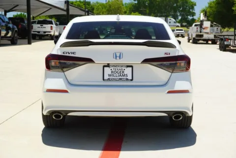More photos of 2026 Honda Civic Si at Roger Williams Chrysler Dodge Jeep Ram, TX