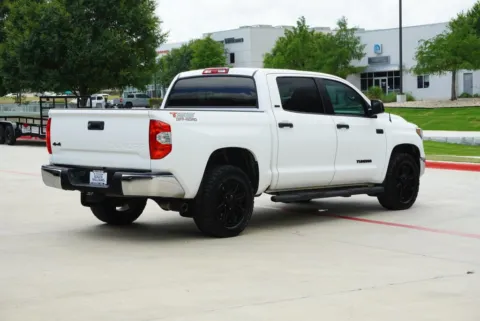 More photos of 2019 Toyota Tundra SR5 at Roger Williams Chrysler Dodge Jeep Ram, TX