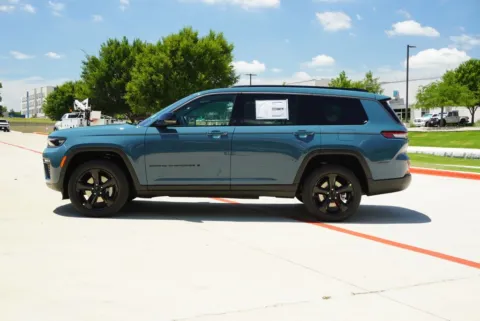 Photos of 2026 Jeep Grand Cherokee L Limited for sale in Weatherford, TX at Roger Williams Chrysler Dodge Jeep Ram