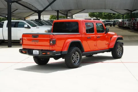 More photos of 2024 Jeep Gladiator Mojave at Roger Williams Chrysler Dodge Jeep Ram, TX