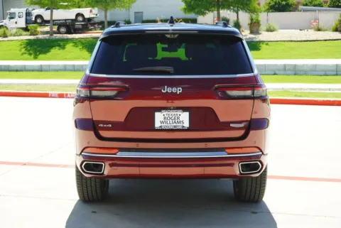 More photos of 2024 Jeep Grand Cherokee L Summit at Roger Williams Chrysler Dodge Jeep Ram, TX