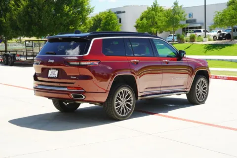 More photos of 2024 Jeep Grand Cherokee L Summit at Roger Williams Chrysler Dodge Jeep Ram, TX