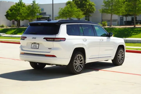 More photos of 2026 Jeep Grand Cherokee L Summit at Roger Williams Chrysler Dodge Jeep Ram, TX