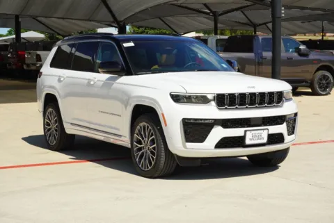 More photos of 2026 Jeep Grand Cherokee L Summit at Roger Williams Chrysler Dodge Jeep Ram, TX