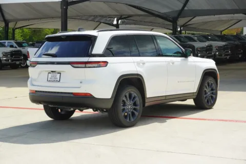 More photos of 2026 Jeep Grand Cherokee Limited at Roger Williams Chrysler Dodge Jeep Ram, TX