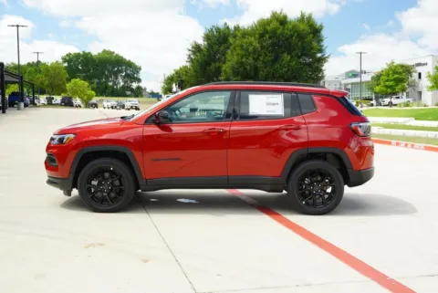 Photos of 2026 Jeep Compass Latitude for sale in Weatherford, TX at Roger Williams Chrysler Dodge Jeep Ram