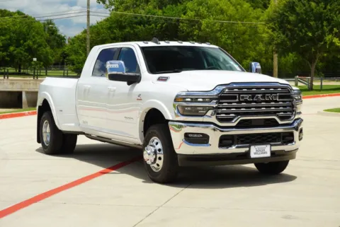 More photos of 2026 Ram 3500 Longhorn at Roger Williams Chrysler Dodge Jeep Ram, TX