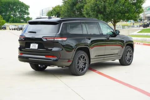 More photos of 2026 Jeep Grand Cherokee L Summit at Roger Williams Chrysler Dodge Jeep Ram, TX