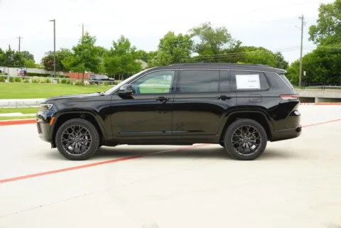Photos of 2026 Jeep Grand Cherokee L Summit for sale in Weatherford, TX at Roger Williams Chrysler Dodge Jeep Ram