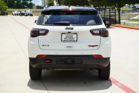 More photos of 2025 Jeep Compass Trailhawk at Roger Williams Chrysler Dodge Jeep Ram, TX