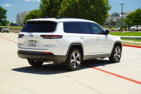 More photos of 2021 Jeep Grand Cherokee L Limited at Roger Williams Chrysler Dodge Jeep Ram, TX