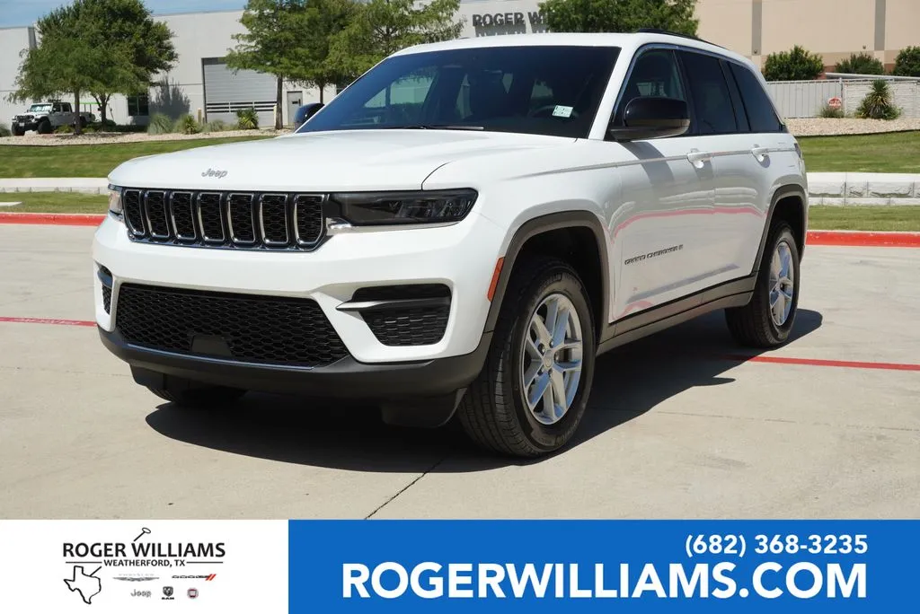 White 2025 Jeep Grand Cherokee Laredo X for sale in Weatherford, TX