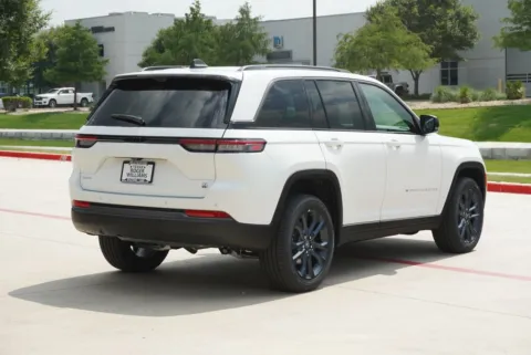 More photos of 2026 Jeep Grand Cherokee 85th Anniversary Edition at Roger Williams Chrysler Dodge Jeep Ram, TX