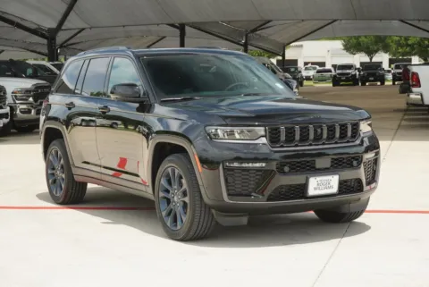 More photos of 2026 Jeep Grand Cherokee 85th Anniversary Edition at Roger Williams Chrysler Dodge Jeep Ram, TX