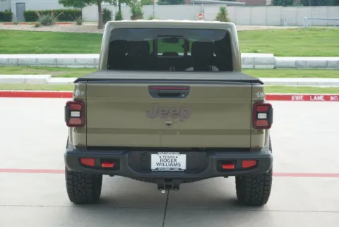 More photos of 2025 Jeep Gladiator Rubicon at Roger Williams Chrysler Dodge Jeep Ram, TX