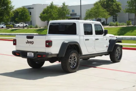 More photos of 2025 Jeep Gladiator Mojave at Roger Williams Chrysler Dodge Jeep Ram, TX