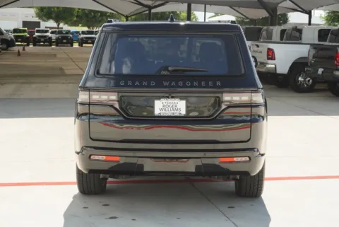 More photos of 2024 Jeep Grand Wagoneer Series III at Roger Williams Chrysler Dodge Jeep Ram, TX