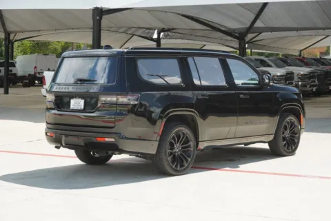More photos of 2024 Jeep Grand Wagoneer Series III at Roger Williams Chrysler Dodge Jeep Ram, TX