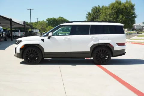 Photos of 2025 Hyundai Santa Fe Calligraphy for sale in Weatherford, TX at Roger Williams Chrysler Dodge Jeep Ram