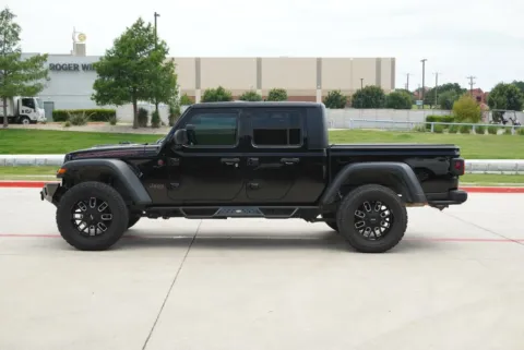 Photos of 2023 Jeep Gladiator Rubicon for sale in Weatherford, TX at Roger Williams Chrysler Dodge Jeep Ram