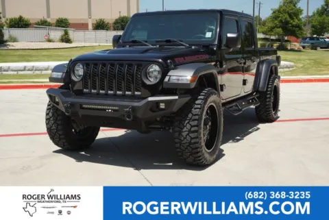Black 2023 Jeep Gladiator Rubicon for sale in Weatherford, TX