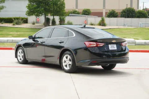 Another view of 2022 Chevrolet Malibu LT for sale in Weatherford, TX at Roger Williams Chrysler Dodge Jeep Ram