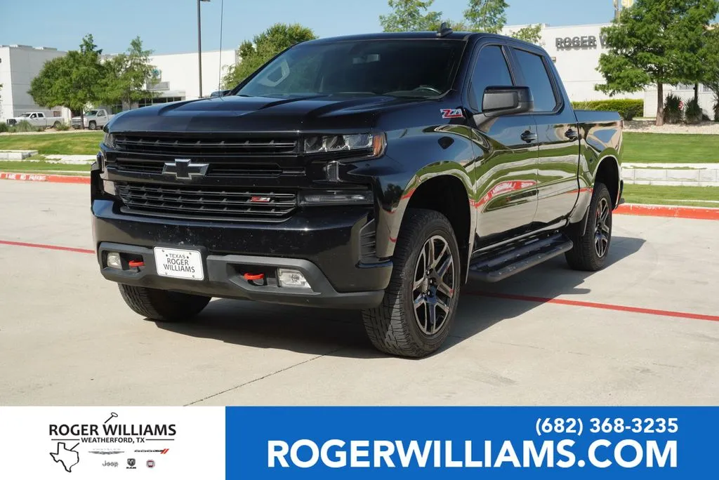 Black 2021 Chevrolet Silverado 1500 LT Trail Boss for sale in Weatherford, TX